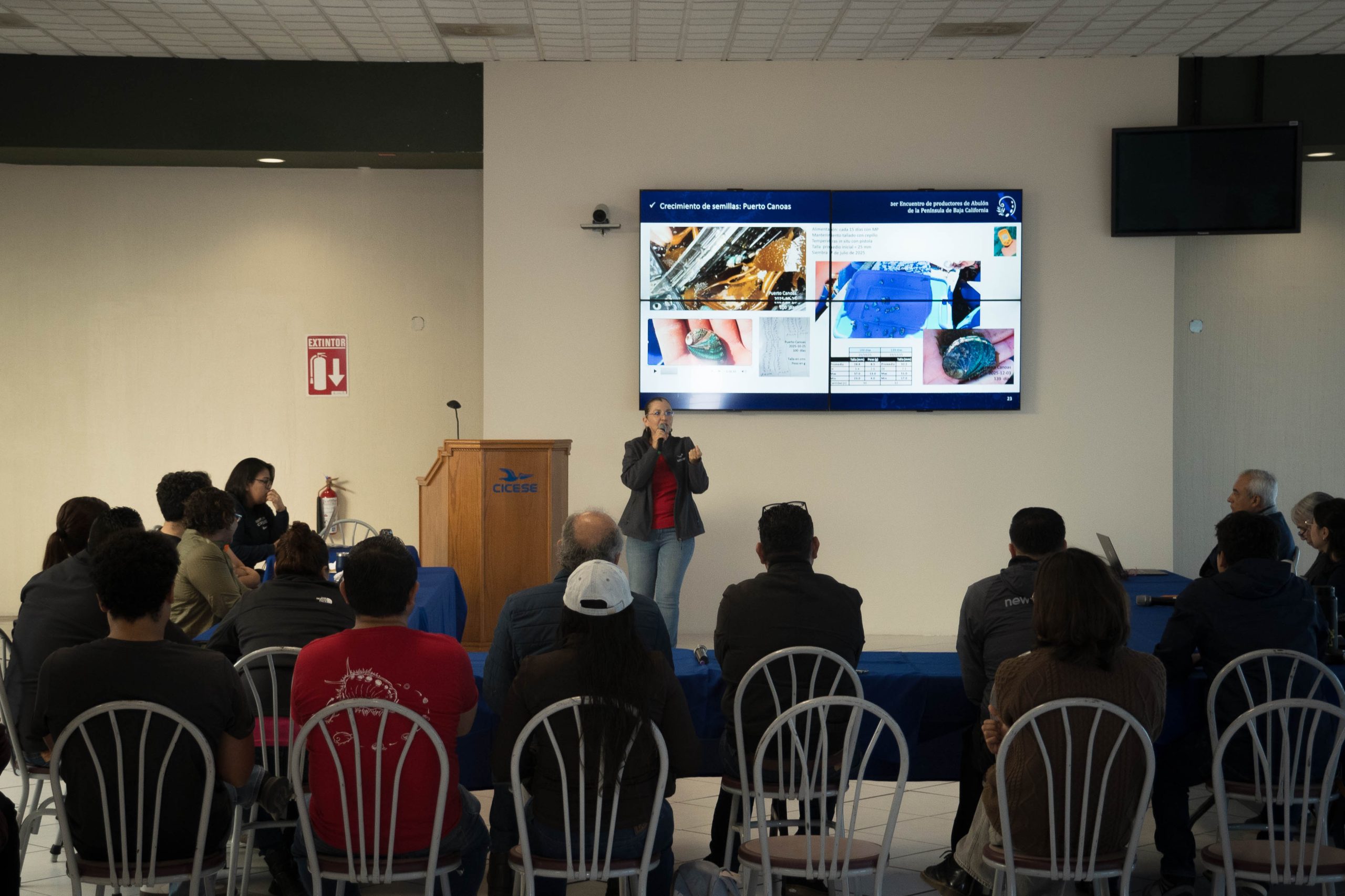 Encuentro con productores de abulón.