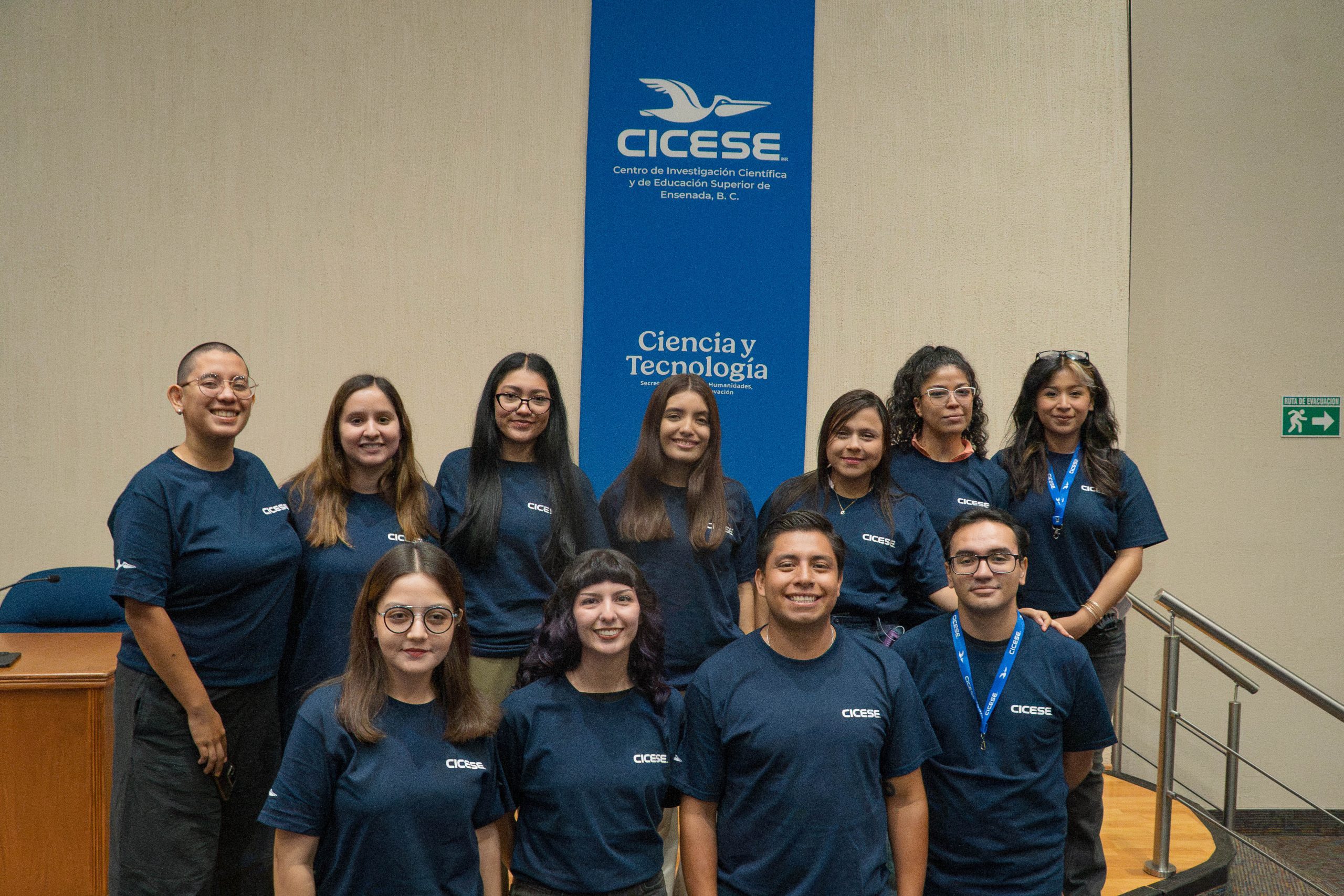Estudiantes de nuevo ingreso del CICESE-20