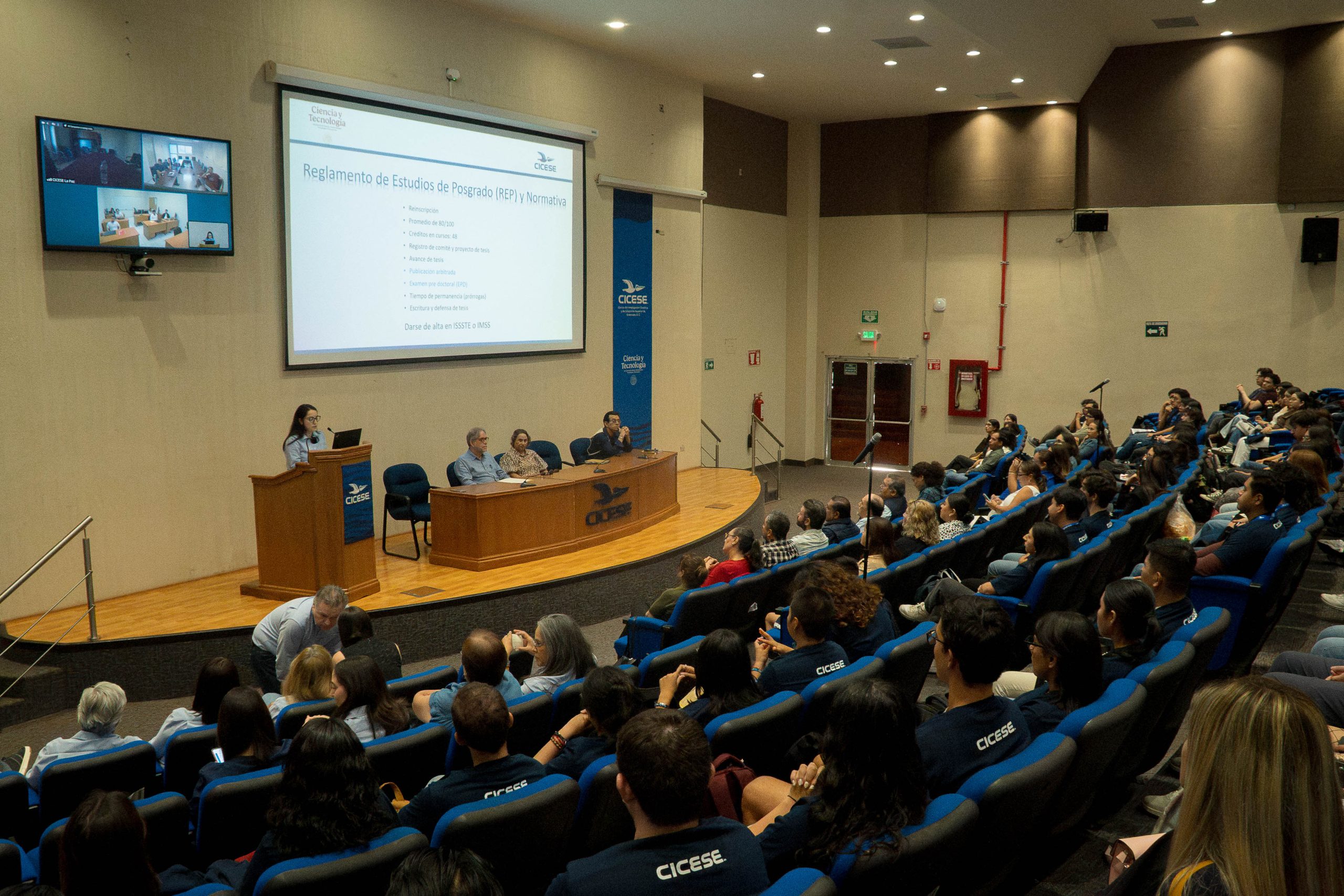Estudiantes de nuevo ingreso del CICESE-5