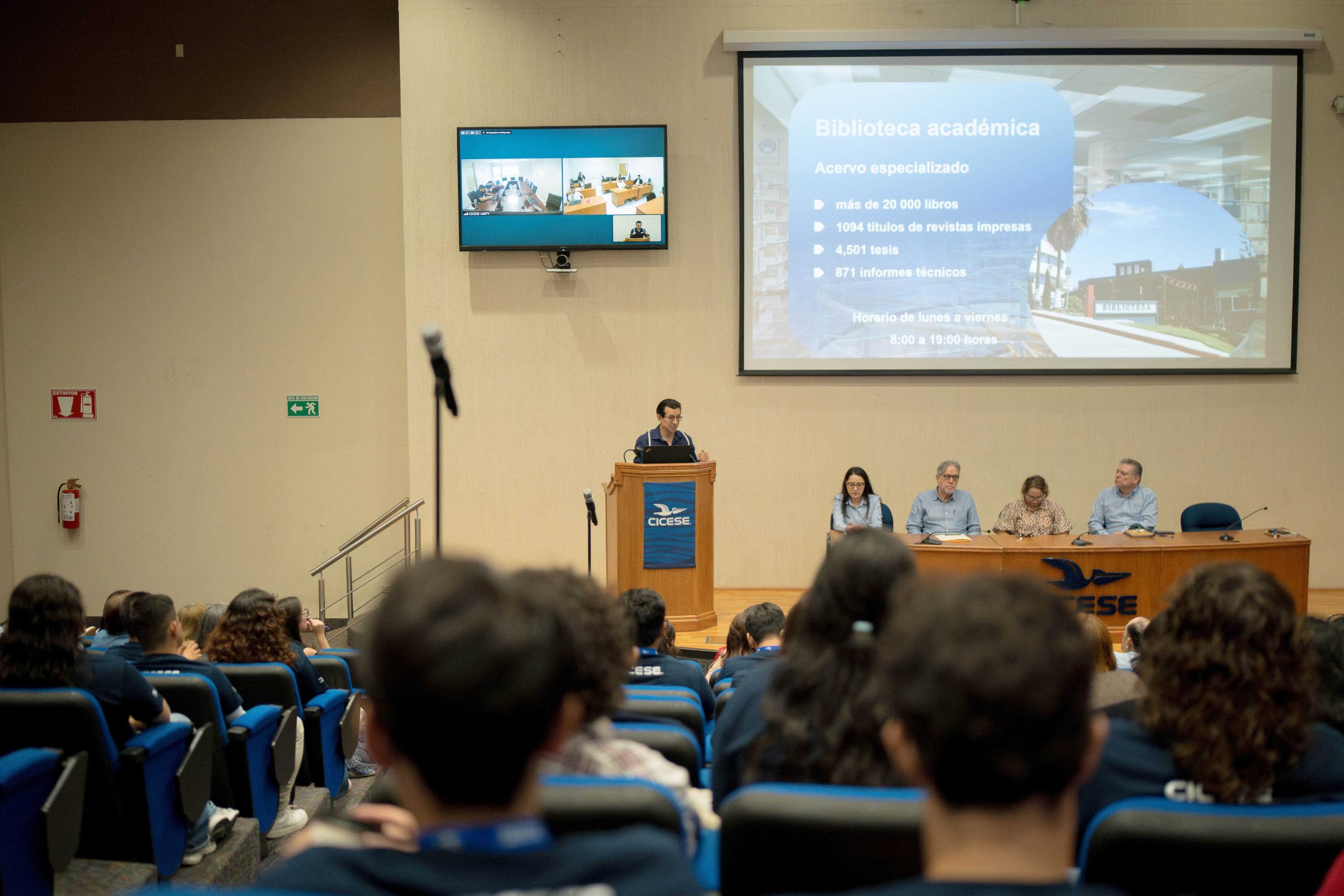 Estudiantes de nuevo ingreso del CICESE-9 low
