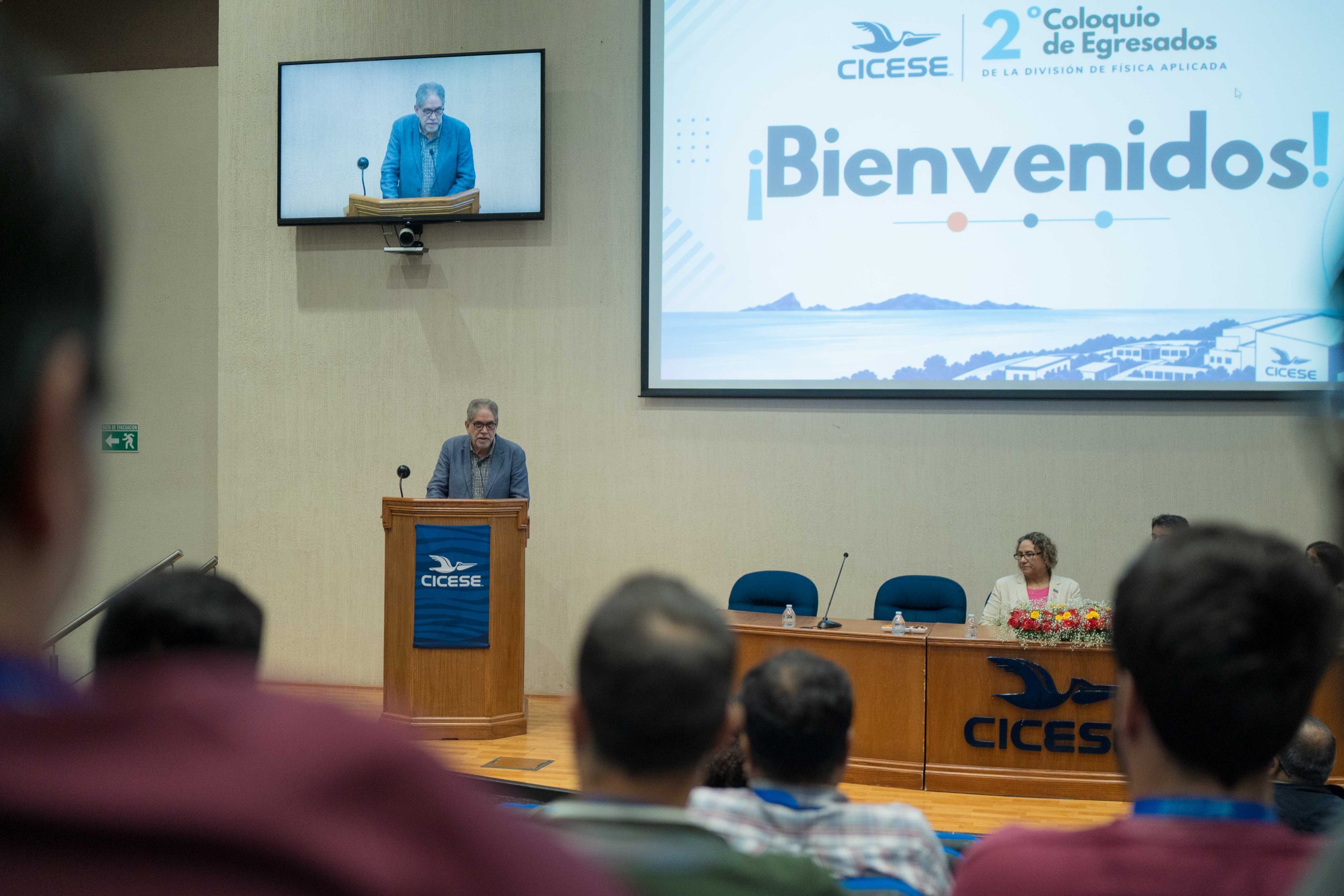 Coloquio de egresados de Fisica Aplicada