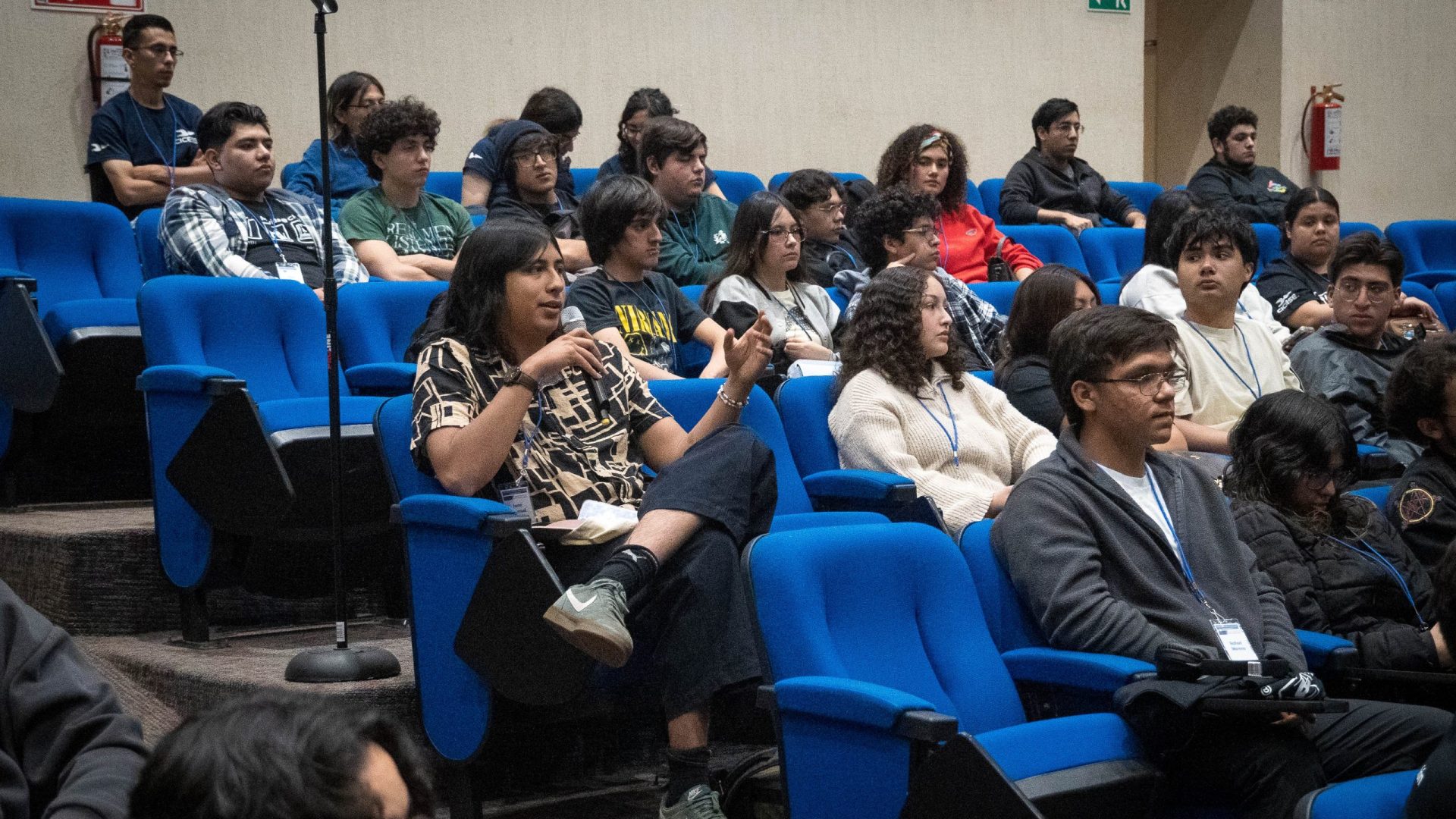 El programa se compuso de conferencias y visitas a laboratorios.